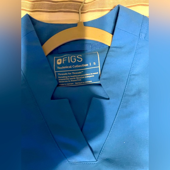 Figs Scrub Set - Picture 2 of 4